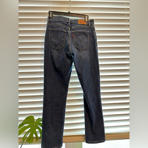 Levi’s Mid Rise Skinny Jeans - Picture 3 of 11